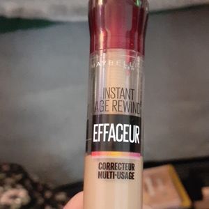 Maybelline instany age rewind eraser concealer